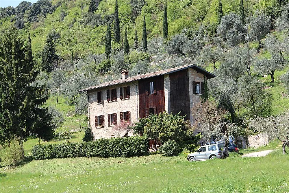 לינה וארוחת בוקר Roina B&B Le Brede