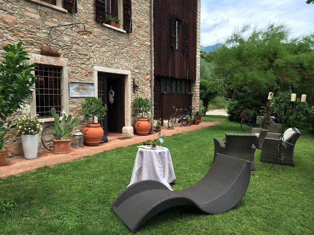 Roina B&B Le Brede 3*,